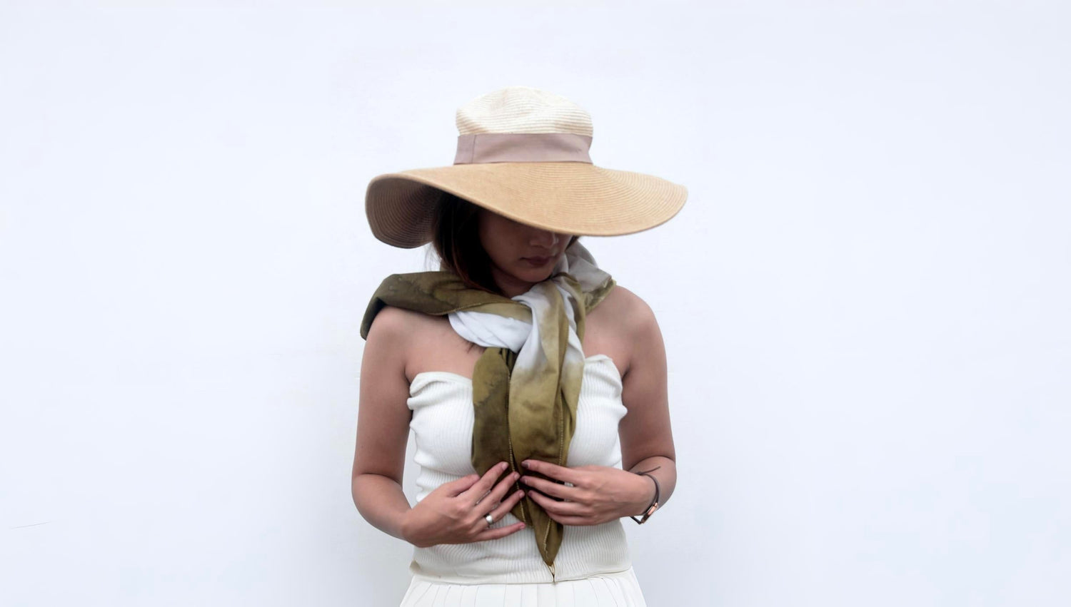 Why You Should Wear a Scarf or Stole in Summer