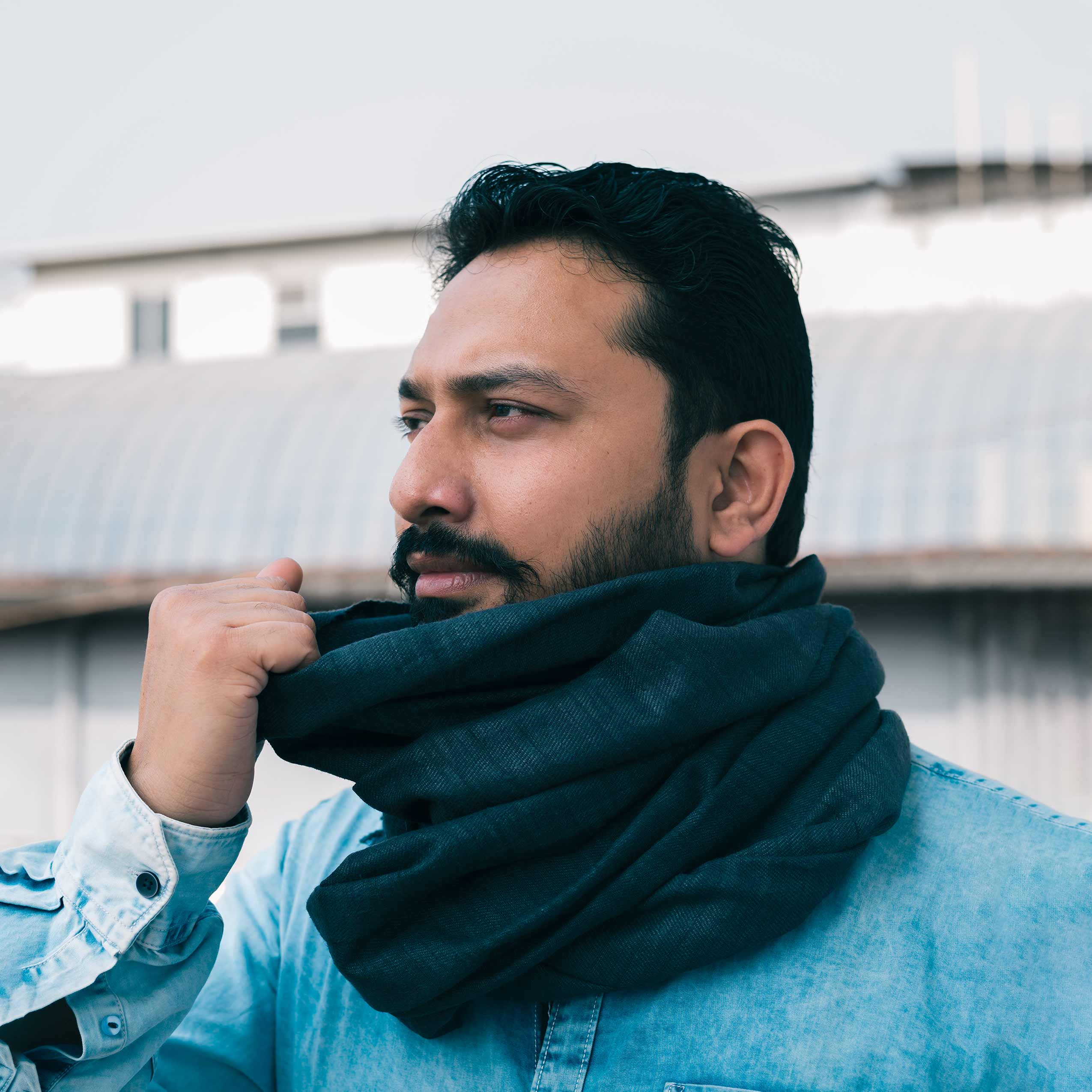 Timeless Silk - Donkergrijze Eri Zijden Sjaal