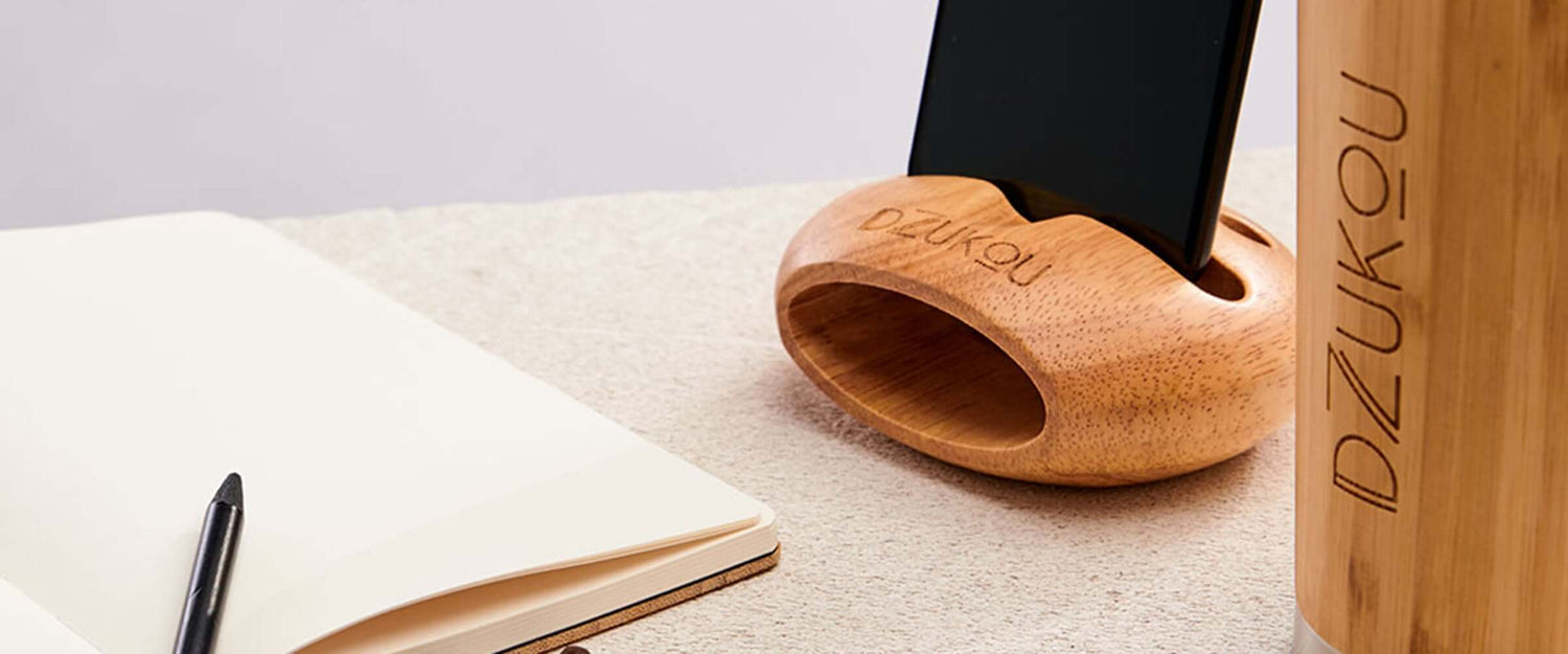 Wooden Phonestand