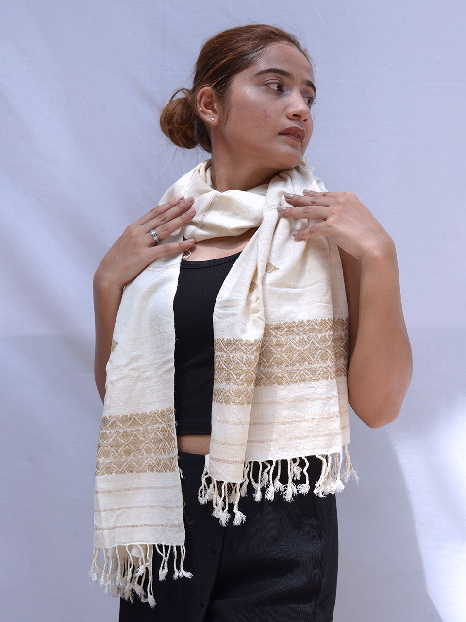 Timeless Silk - White Ghisa Pattern Eri Silk Stole