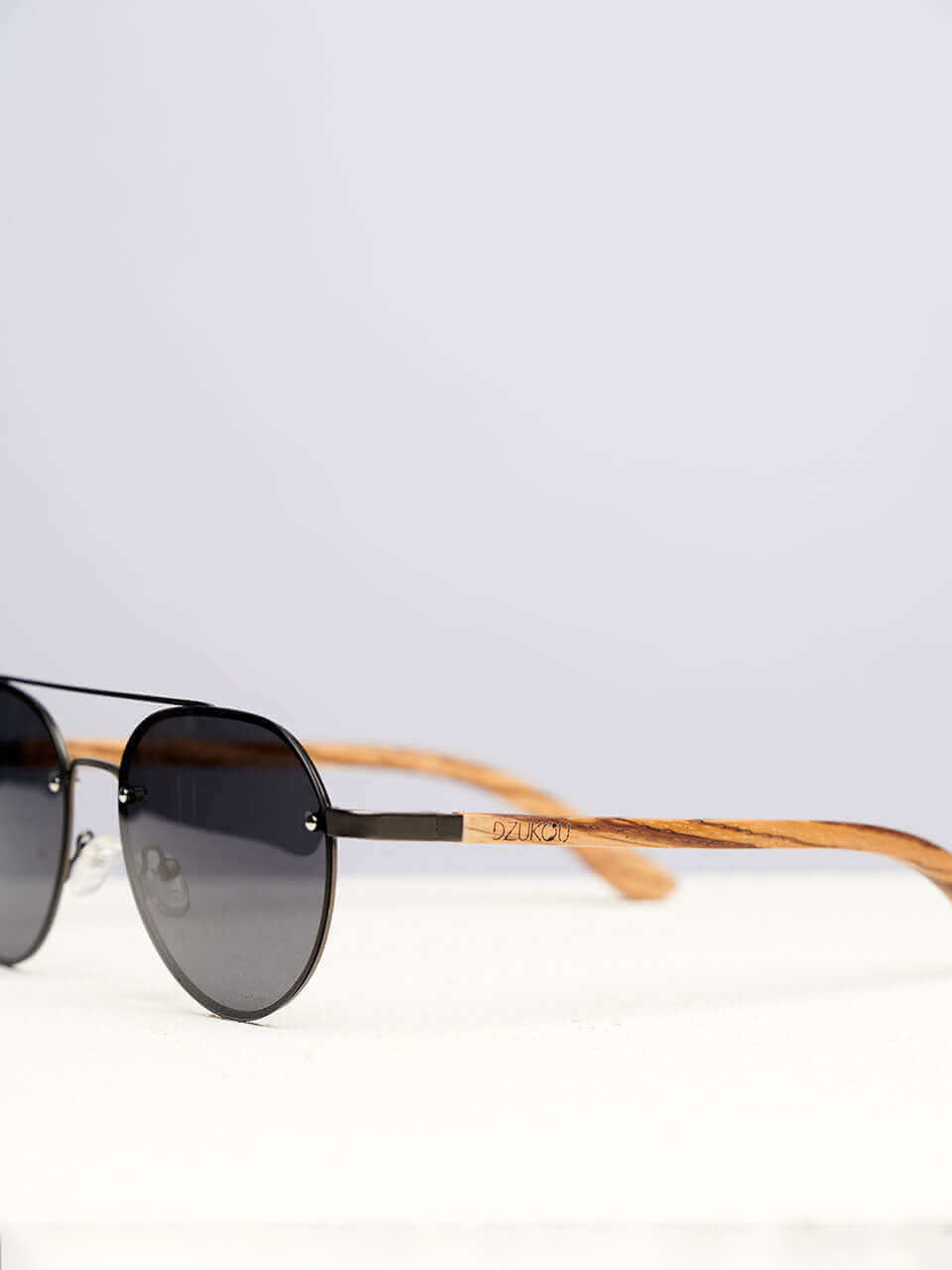 Premium Real Ebony and ZebraWood Sunglasses With Bamboo Case, Tea Lens –  Engleberts